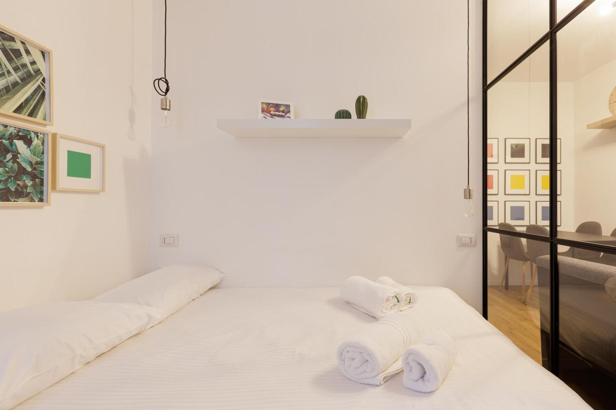 Pasteur M1 - Zen With Balcony Milan